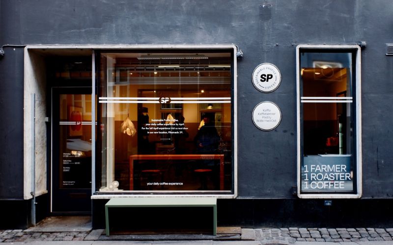 thiet-ke-quan-ca-phe-chau-au-hien-dai-1