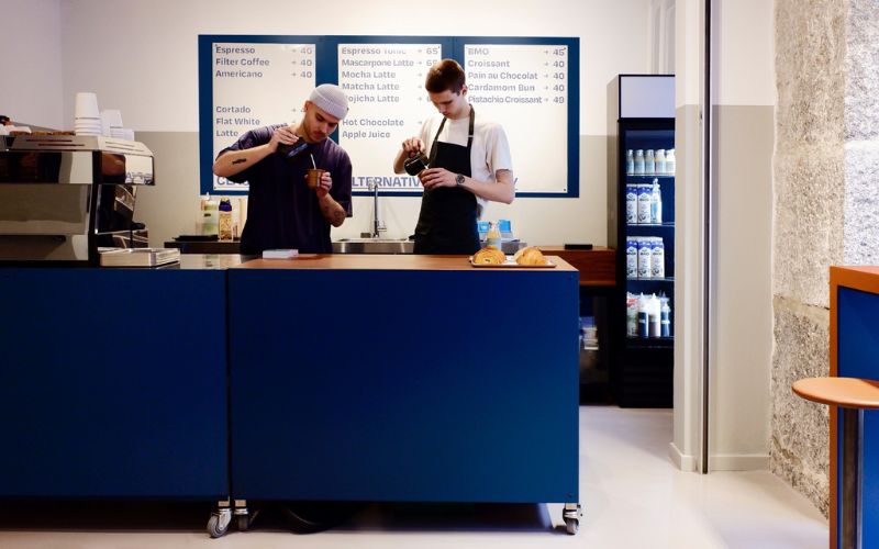 thiet-ke-quan-ca-phe-chau-au-hien-dai-1