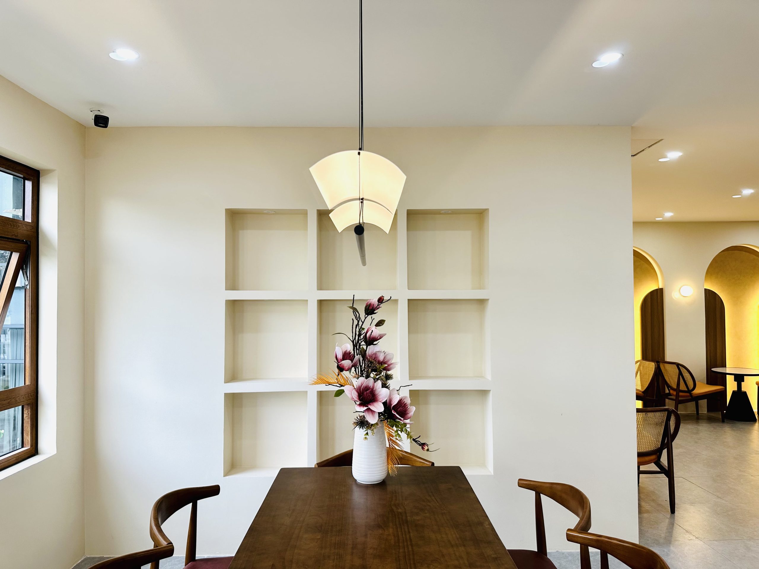 thiet-ke-quan-cafe-ban-na-6