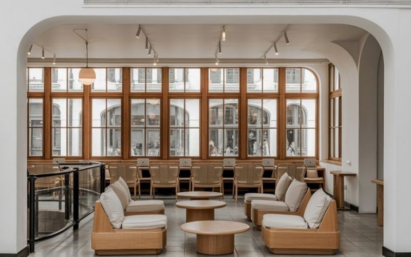 Thiếu chiều sâu văn hóa, cá tính riêng