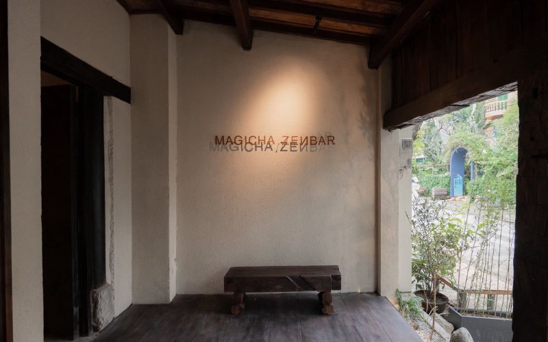 Màu sắc đặc trưng của thiết kế quán cà phê Zen ở Hội An