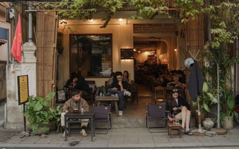 Không gian tầng 1