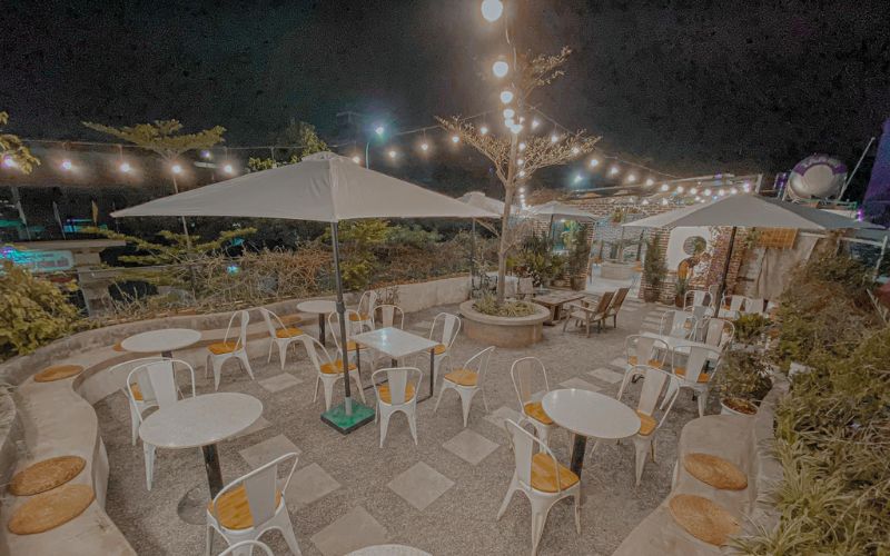 không gian tầng 2