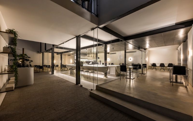 thiết kế quán cà phê phong cách hiện đại