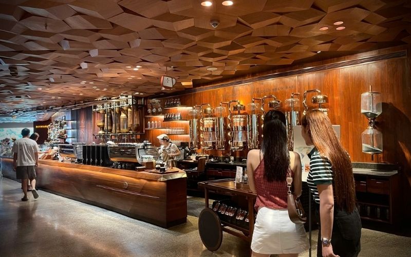 Định vị thương hiệu và phân khúc khách hàng