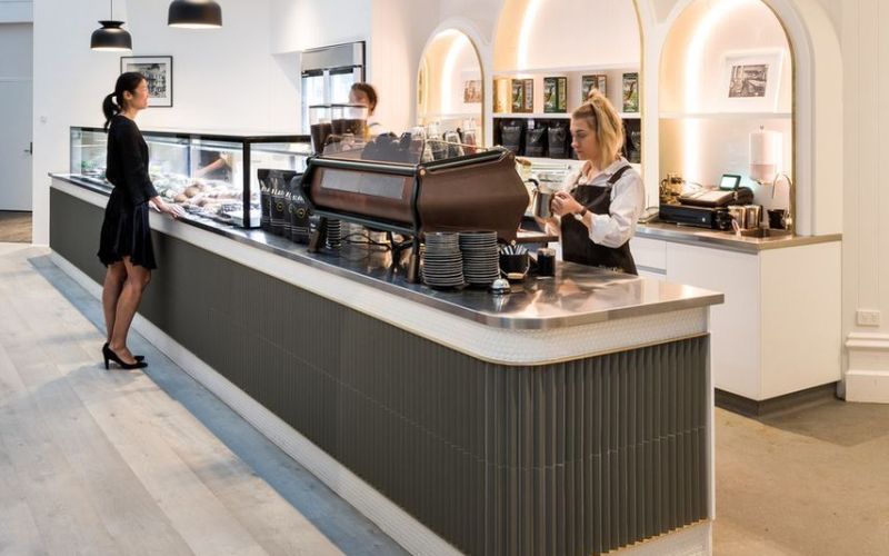 Kích thước lối đi phía trong quầy