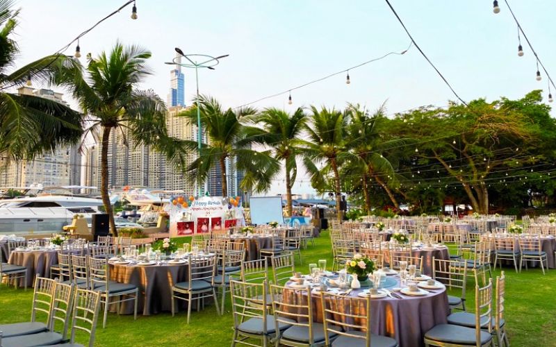 Mẫu Thiết kế nhà hàng sân vườn kết hợp tiệc cưới - sự kiện