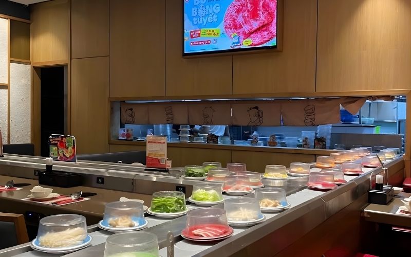 Tổng quan mô hình nhà hàng lẩu băng chuyền Kichi Kichi