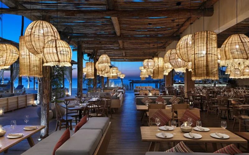 Xác định phong cách thiết kế phù hợp cho nhà hàng hải sản ven biển