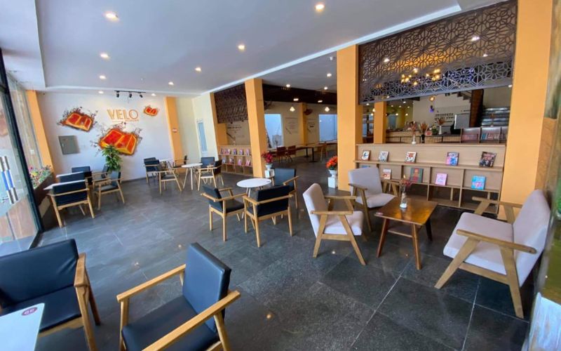 Velo Book Cafe - 778 Tôn Đức Thắng, Hòa Khánh Nam, Liên Chiểu, Đà Nẵng