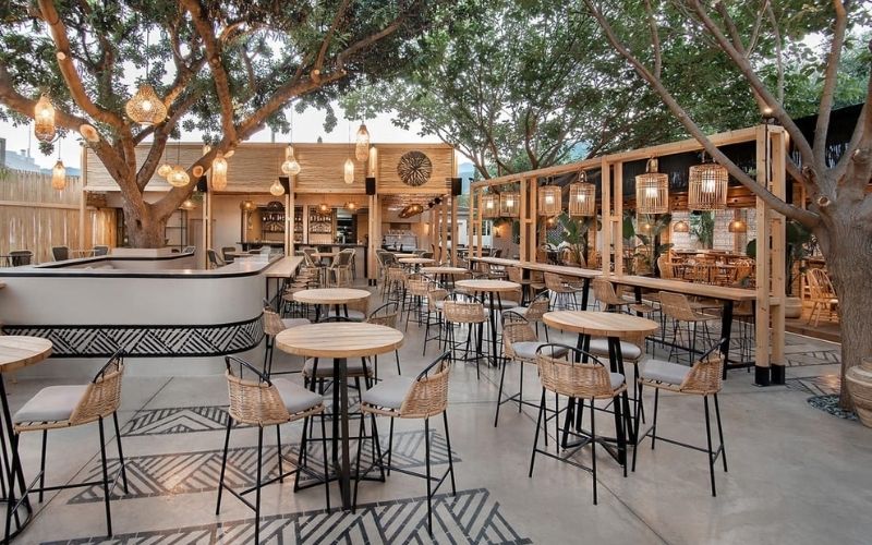 Bàn ghế nhựa giả mây ngoài trời