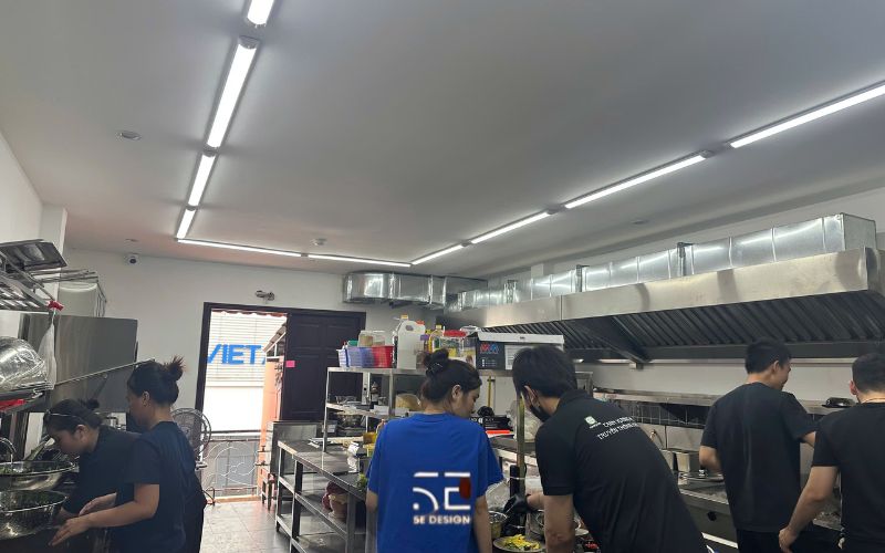 Tầng 5: Khu bếp và khu vệ sinh kỹ thuật