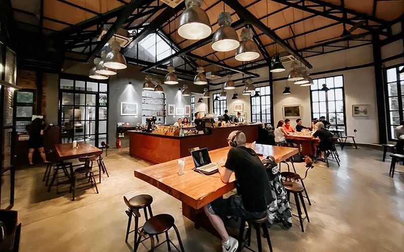 Cafe kết hợp workshop