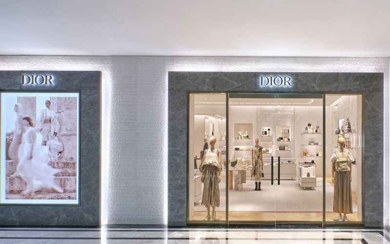 Thiết kế shop Luxury cao cấp