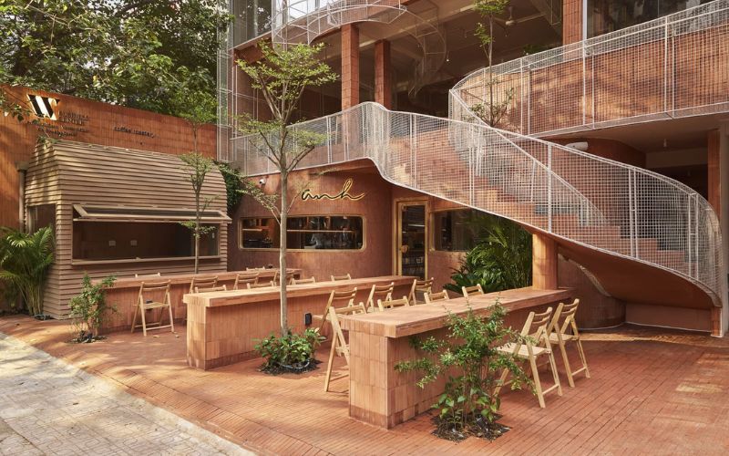 cách trang trí cây xanh khu vực bàn khách