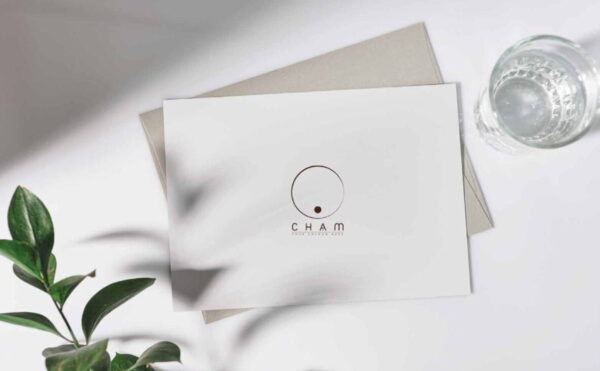Thiết kế bộ nhận diện thương hiệu CHAM