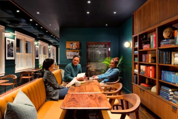 Triết lý thiết kế Starbucks: Những bài học giúp quán cà phê tăng trải nghiệm và doanh thu