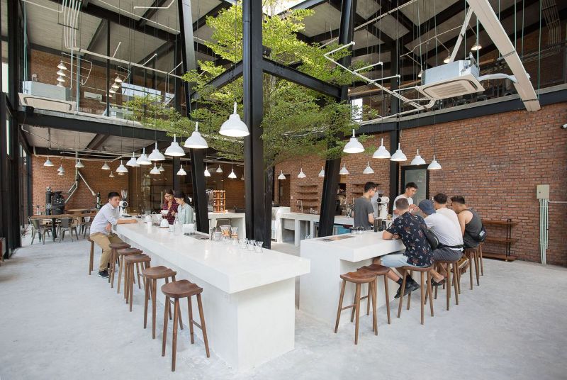 Vì sao phong cách Industrial ngày càng được nhiều quán cafe lựa chọn?