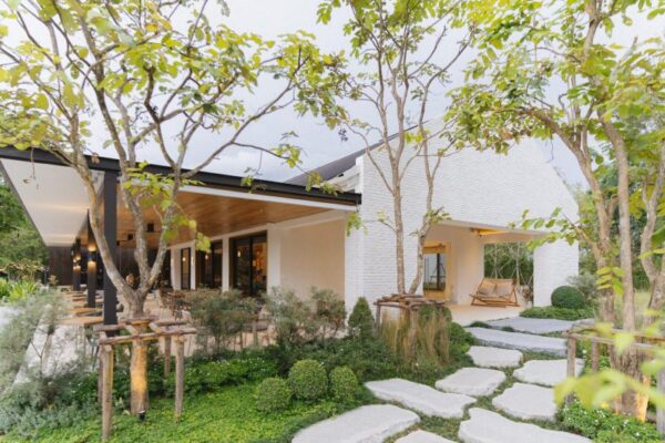 Phong cách Sân vườn (Garden Cafe) 